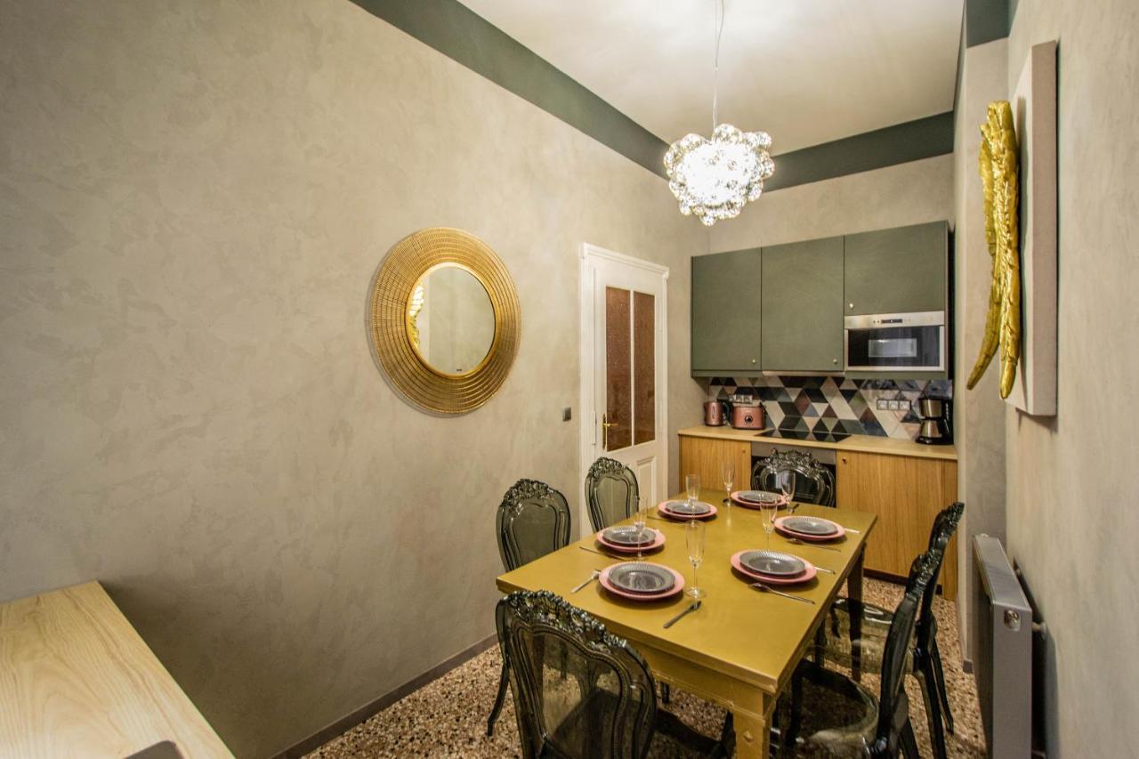 3bdr Oasis In The Heart Of Apartmán Praha